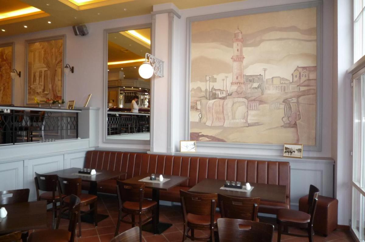 Doppelzimmer Brunch, Direkt Am Alten Strom Rostock Luaran gambar